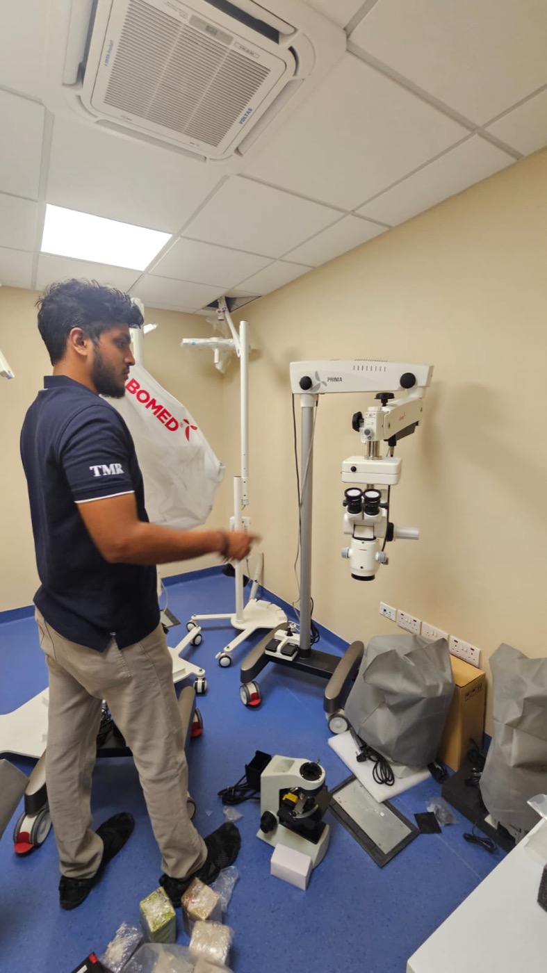 Ophthalmic microscope install