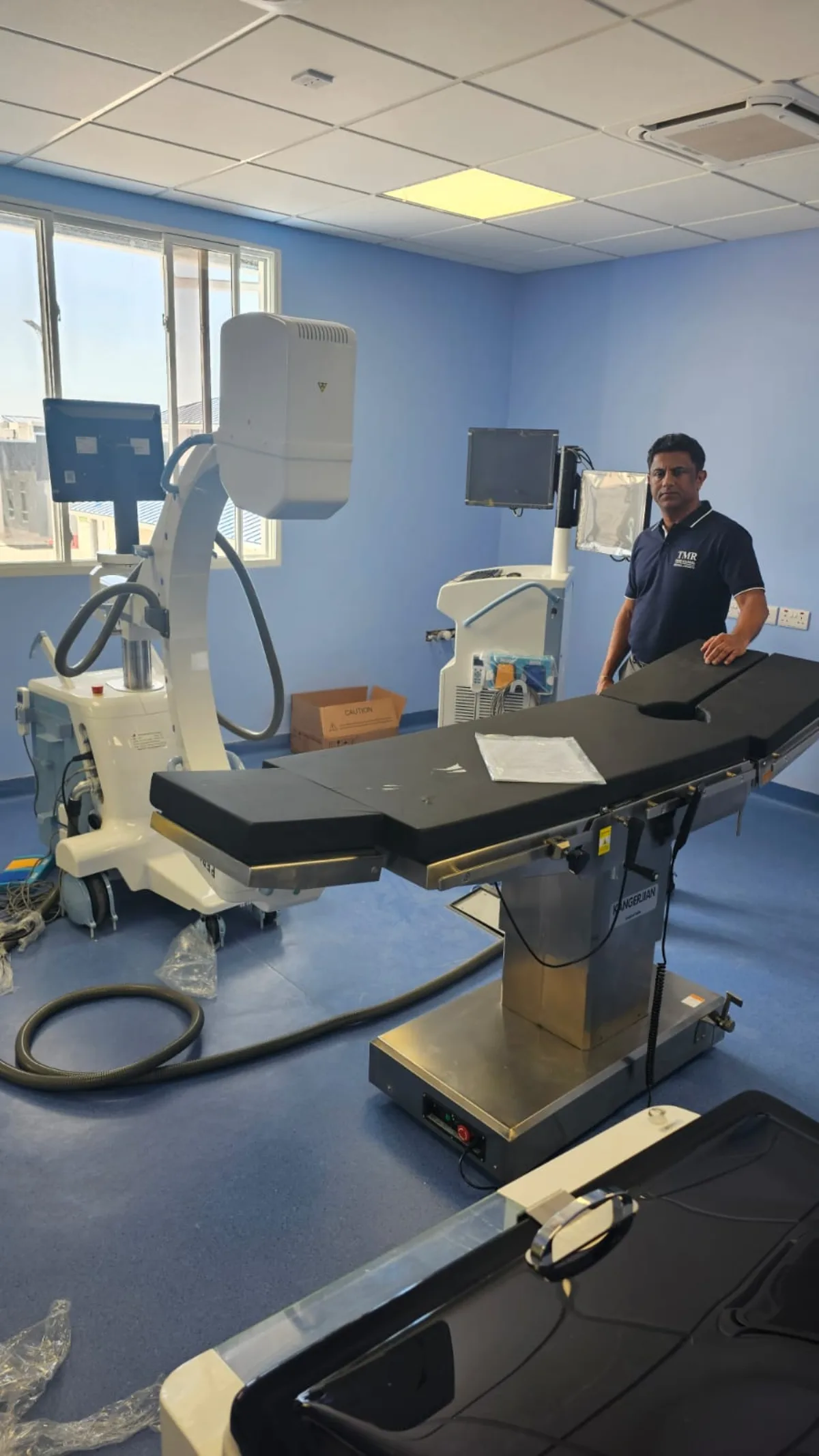 Operating theatre commissioning on site